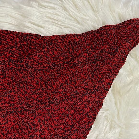 ɢᴜᴄ ᴢᴀʀᴀ ꜱᴀᴛɪɴ ᴄʜᴇᴇᴛᴀʜ ɴᴇᴄᴋᴇʀᴄʜɪᴇꜰ ꜰᴏᴜʟᴀʀᴅ ᴀᴄᴄᴇꜱꜱᴏʀʏ - Picture 13 of 16